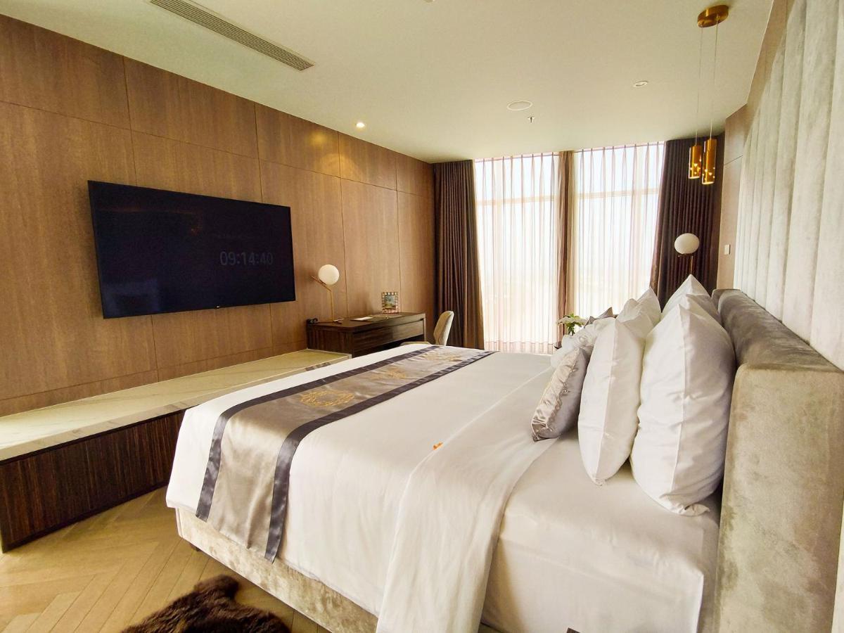 Diamond Stars Ben Tre Hotel Eksteriør bilde A bedroom at the hotel